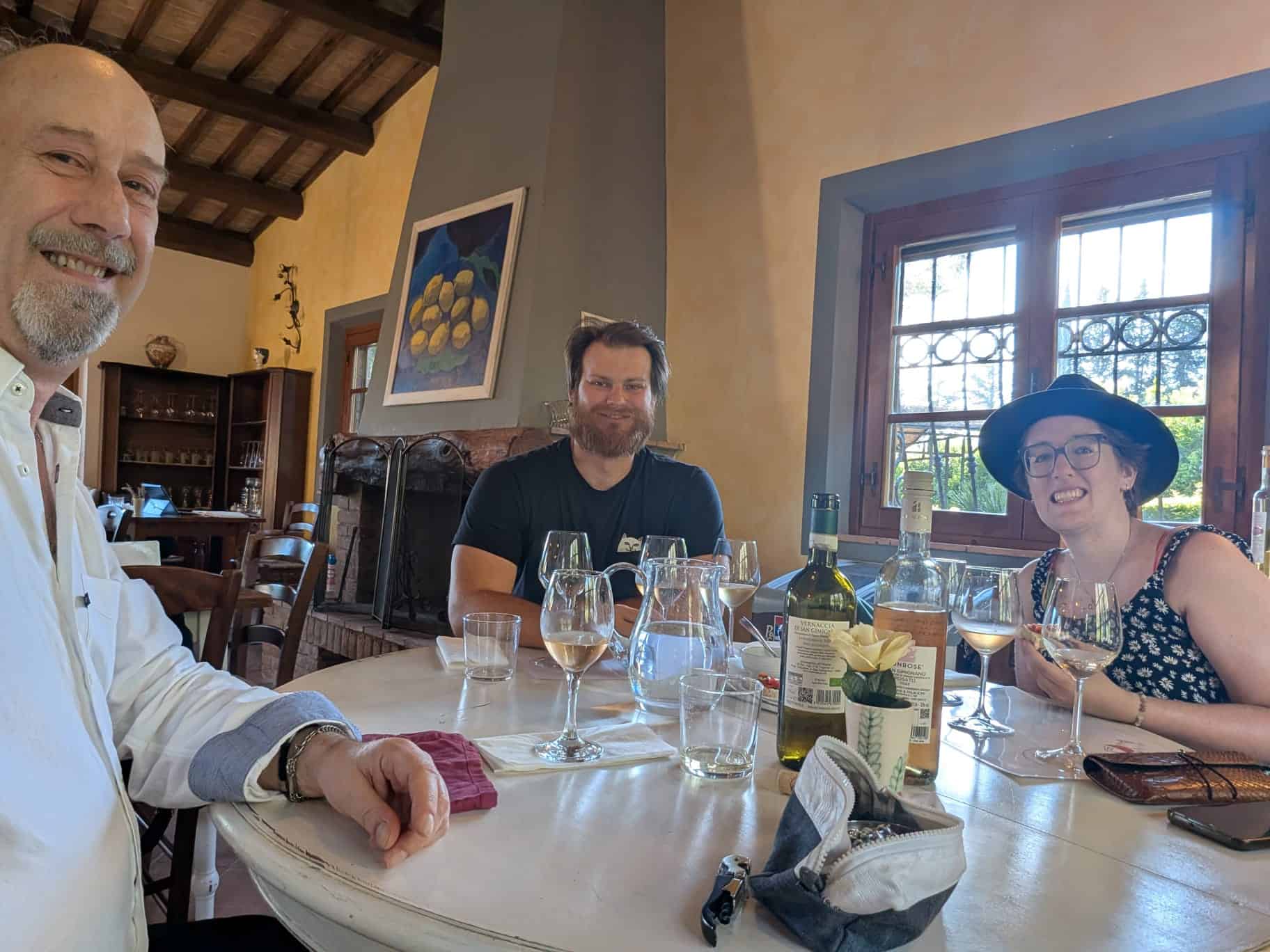 guests-enjoying-wine-tasting.jpg Couple enjoying wine tasting at a Tuscan farmhouse with organic wines